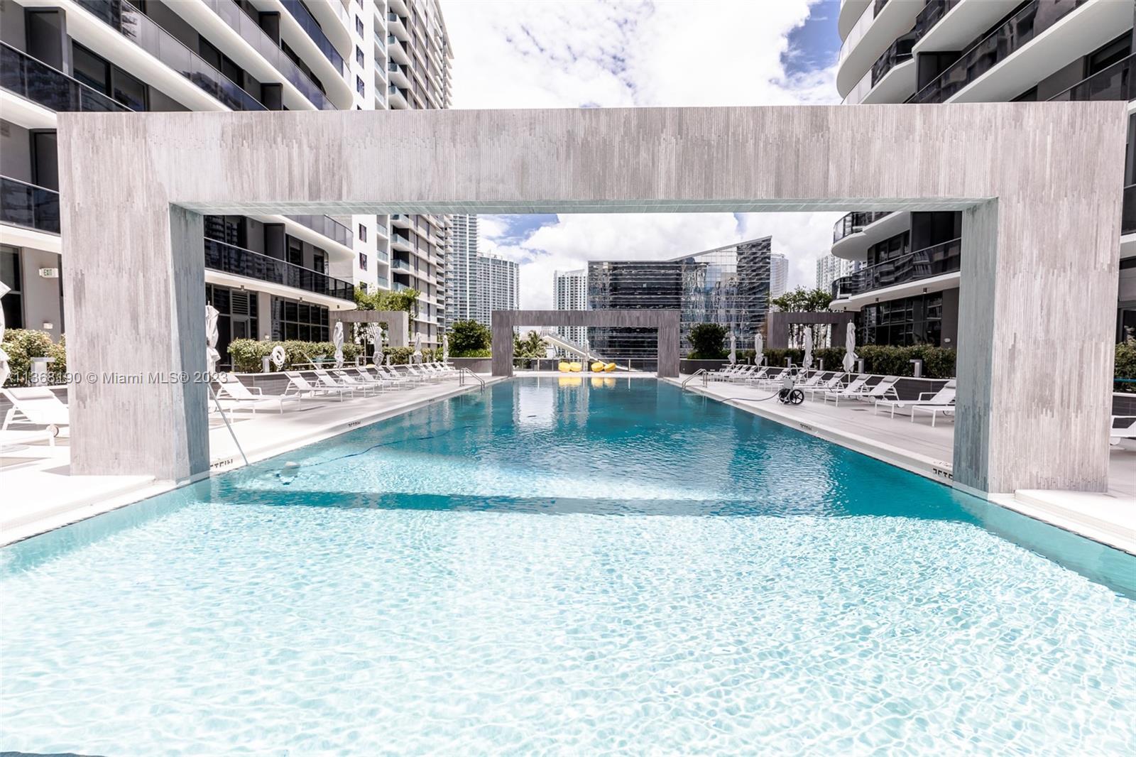 BRICKELL HEIGHTS EAST CON - Residential Lease