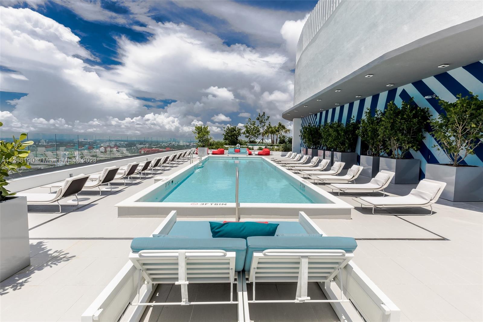 BRICKELL HEIGHTS EAST CON - Residential Lease