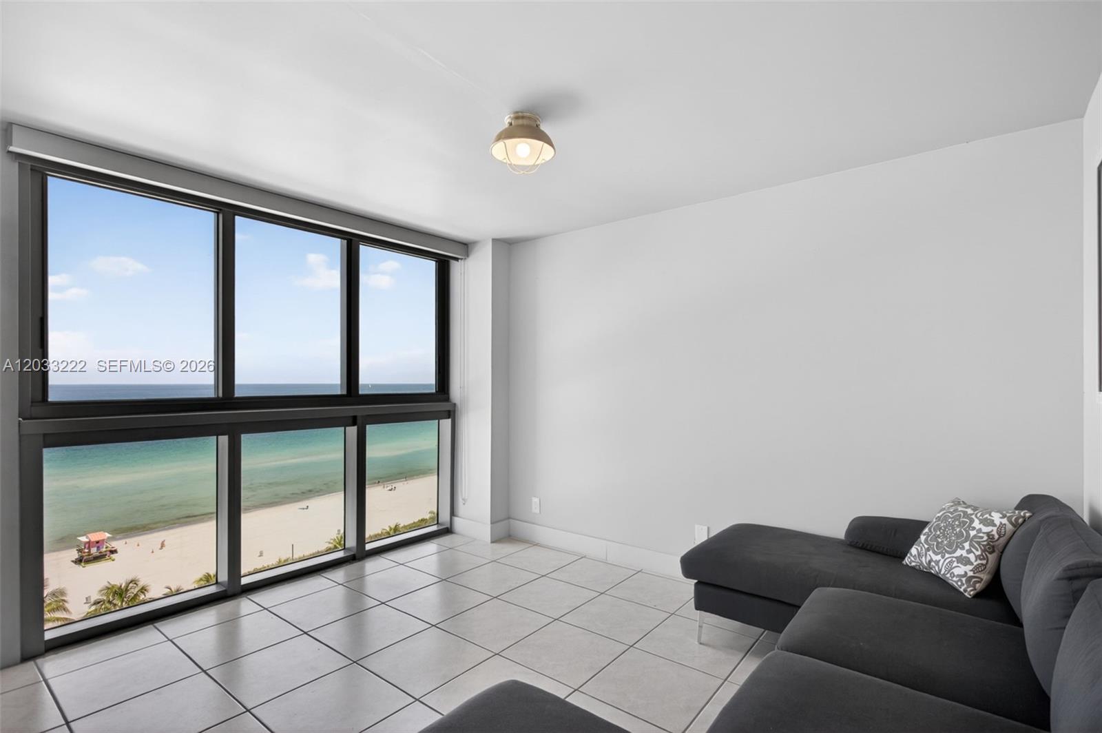 MIRASOL OCEAN TOWERS COND - Residential
