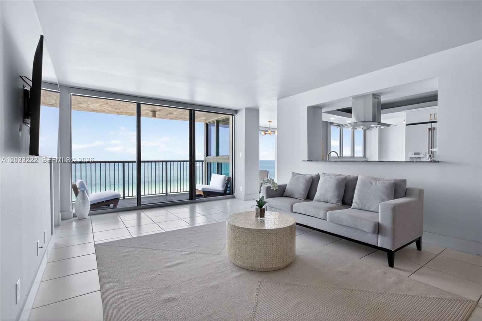 MIRASOL OCEAN TOWERS COND - Residential