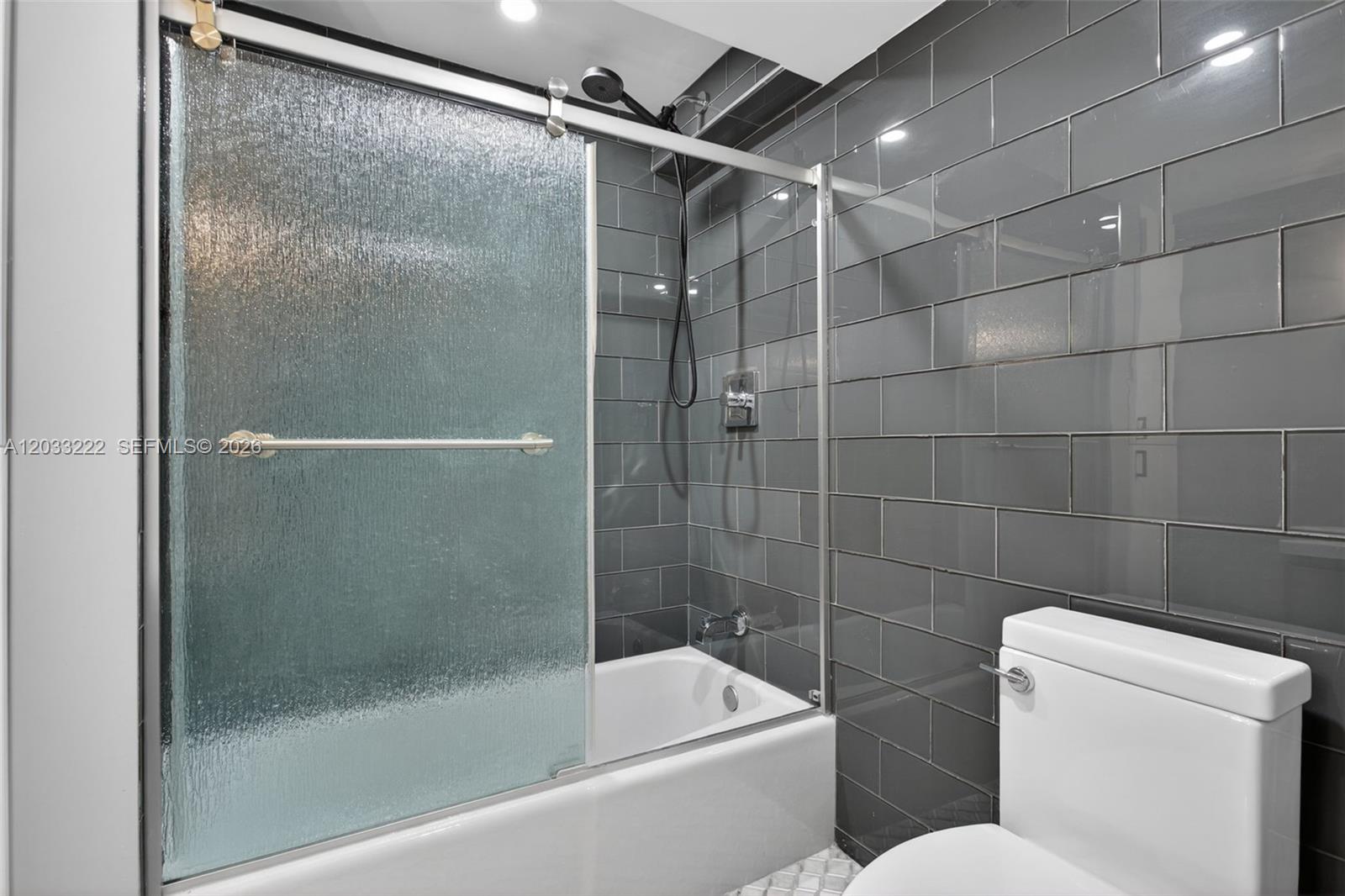 MIRASOL OCEAN TOWERS COND - Residential
