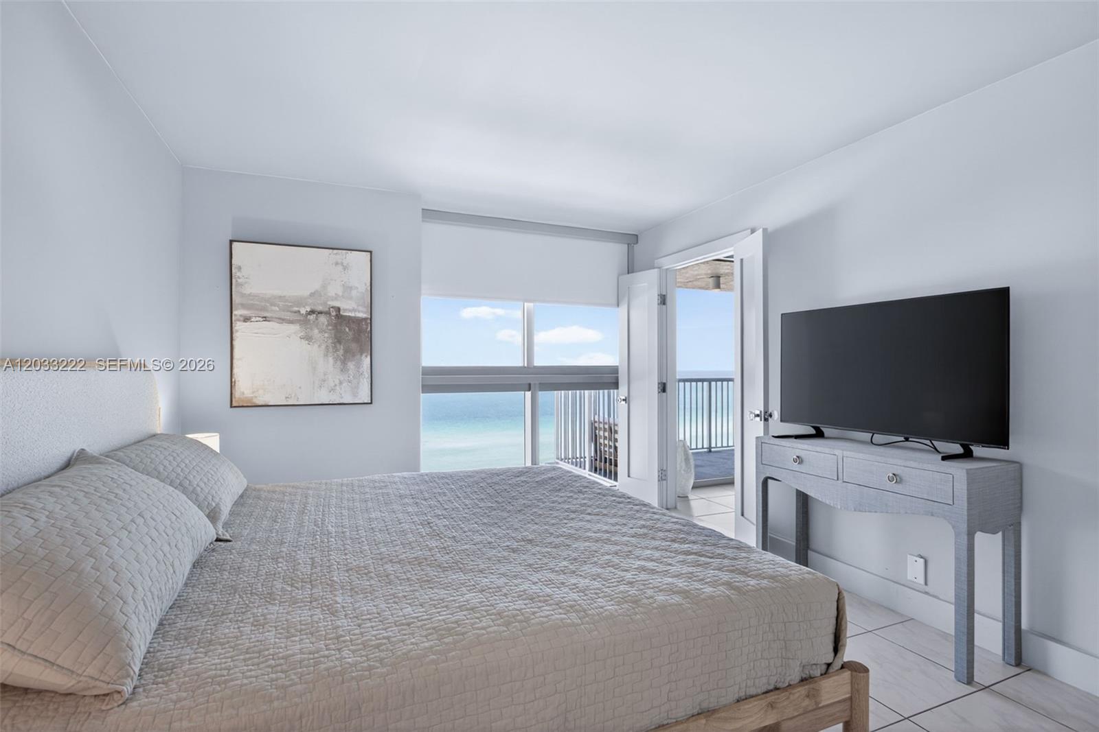 MIRASOL OCEAN TOWERS COND - Residential