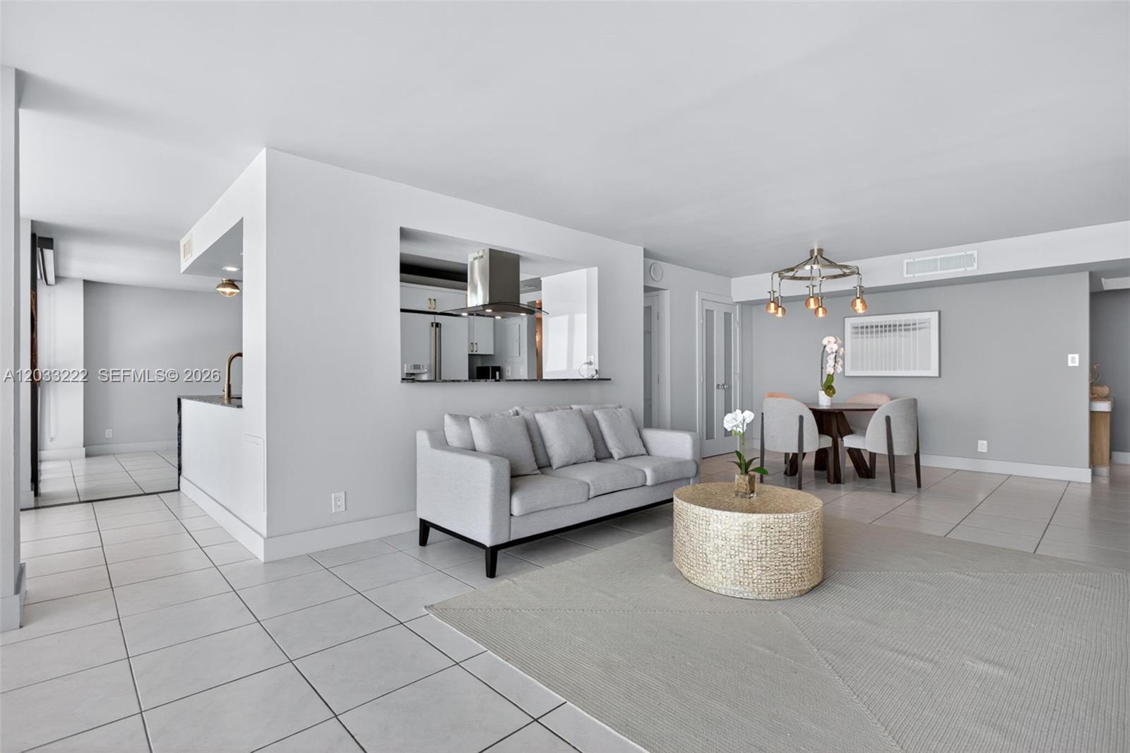 MIRASOL OCEAN TOWERS COND - Residential