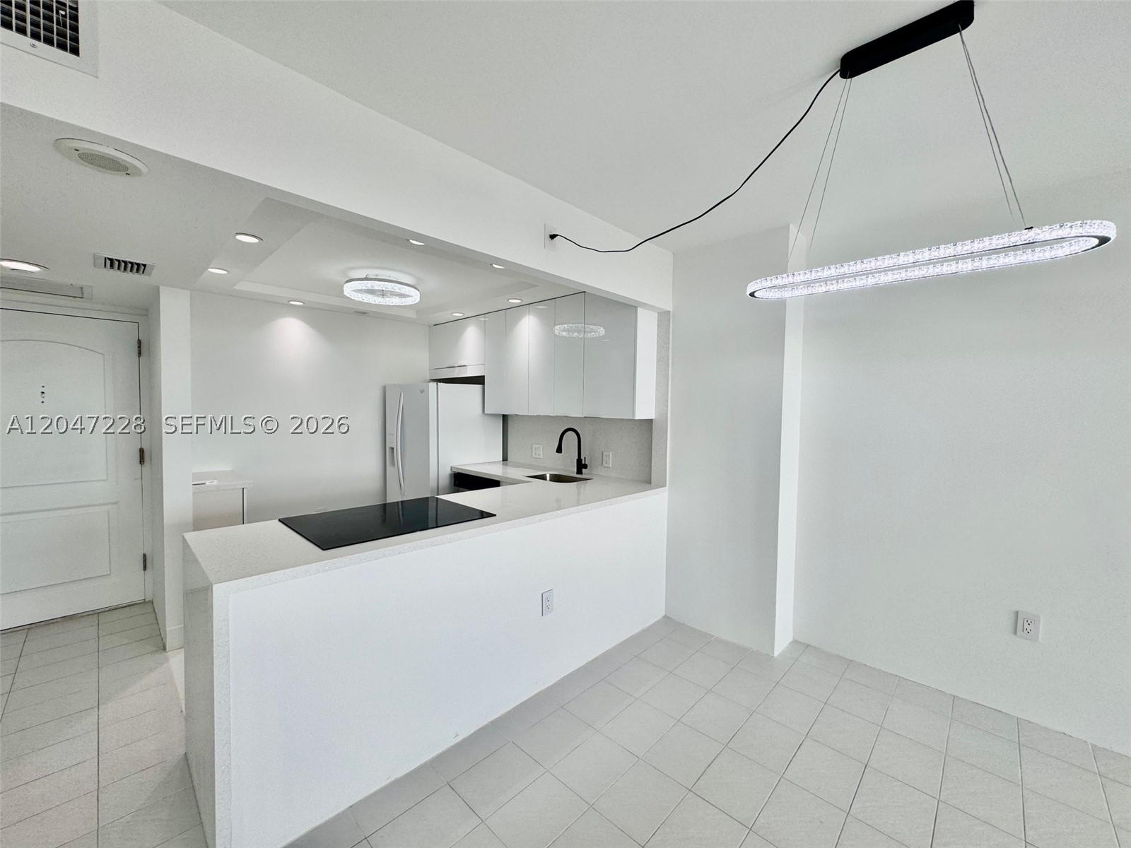 AVENTURA-EL DORADO CONDO - Residential