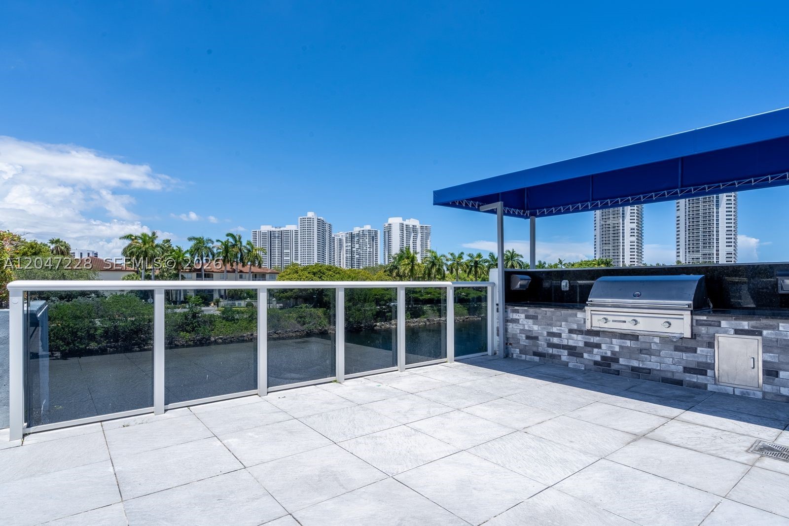 AVENTURA-EL DORADO CONDO - Residential