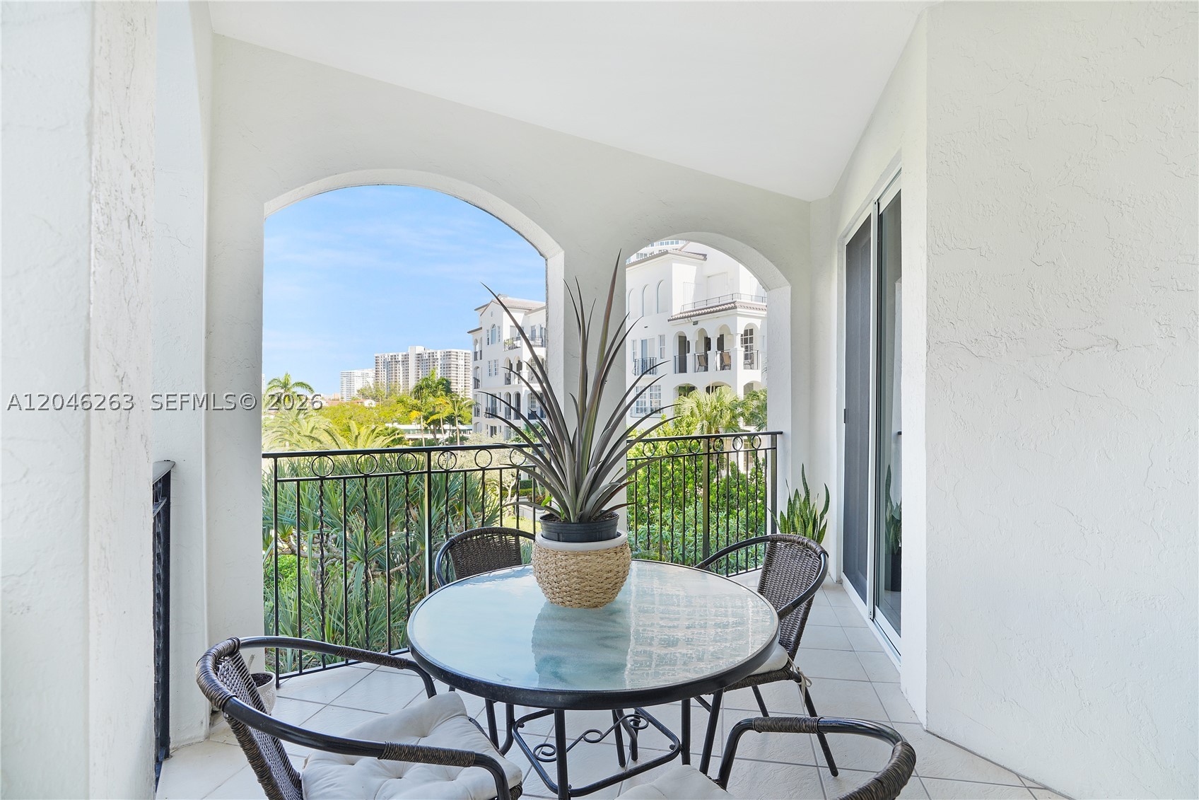 MEDITERRANEAN VILLAGE - Residential