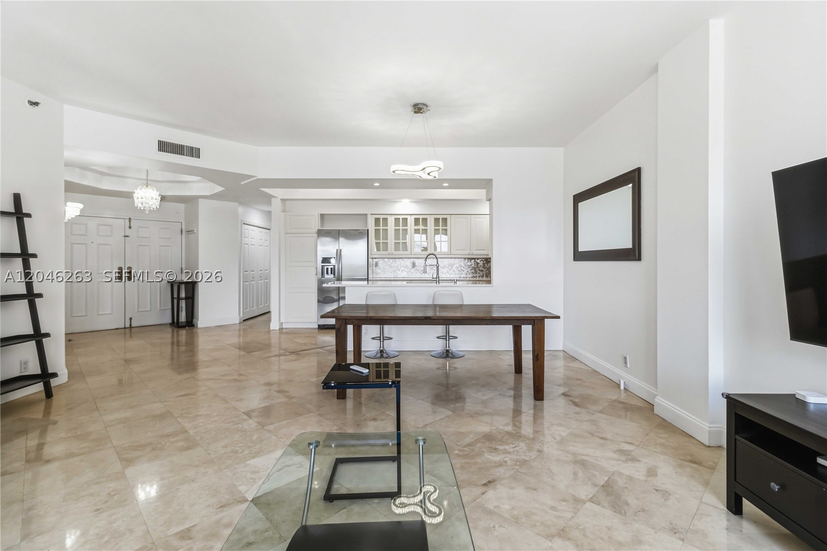 MEDITERRANEAN VILLAGE - Residential