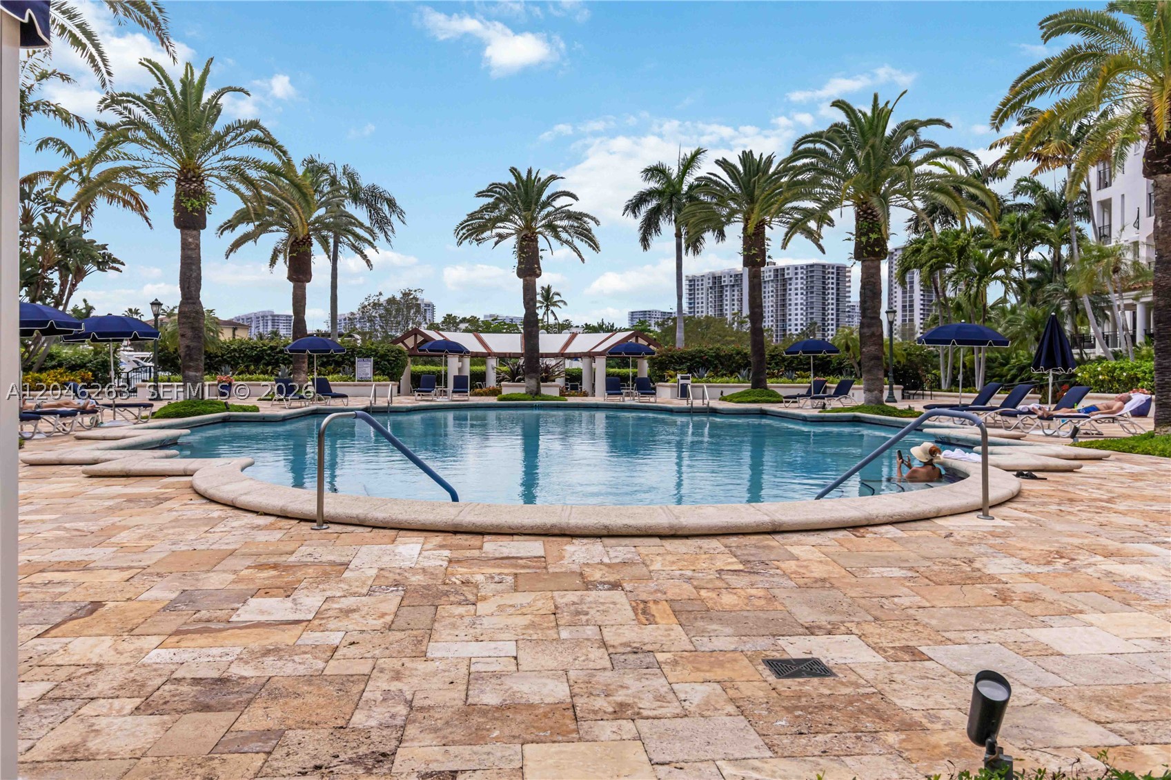 MEDITERRANEAN VILLAGE - Residential