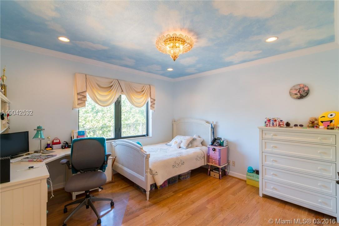 Bay Harbor Island - Residential