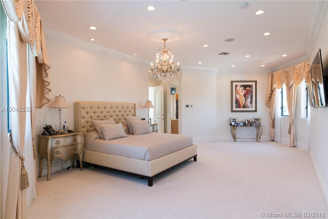 Bay Harbor Island - Residential
