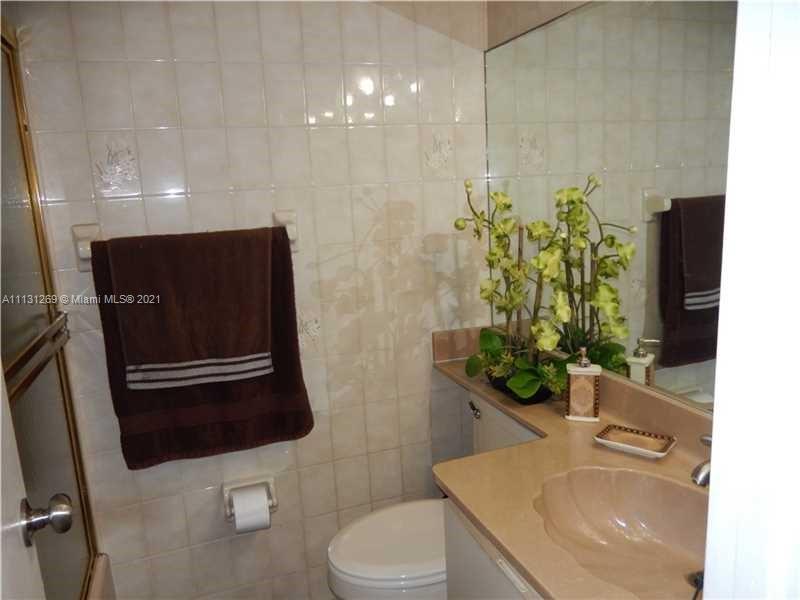 BILTMORE ESTATES - Residential Lease