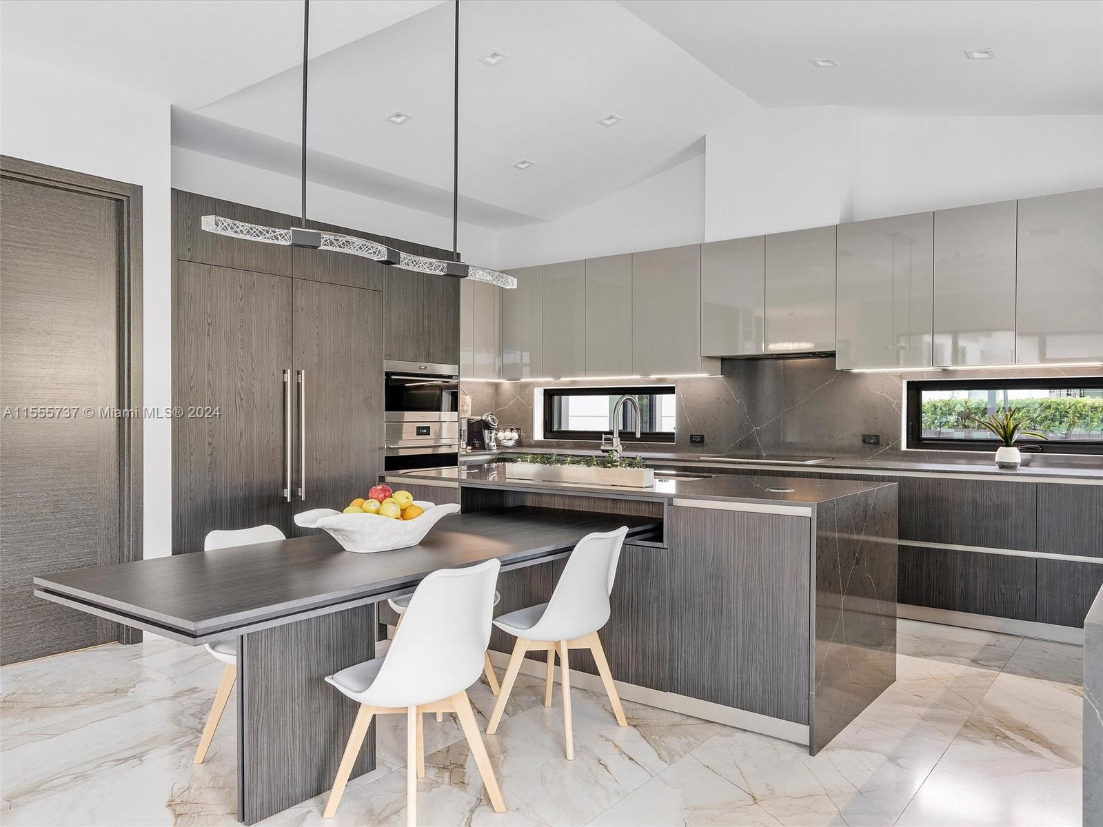 MIAMI SHORES BAY VIEW - Residential
