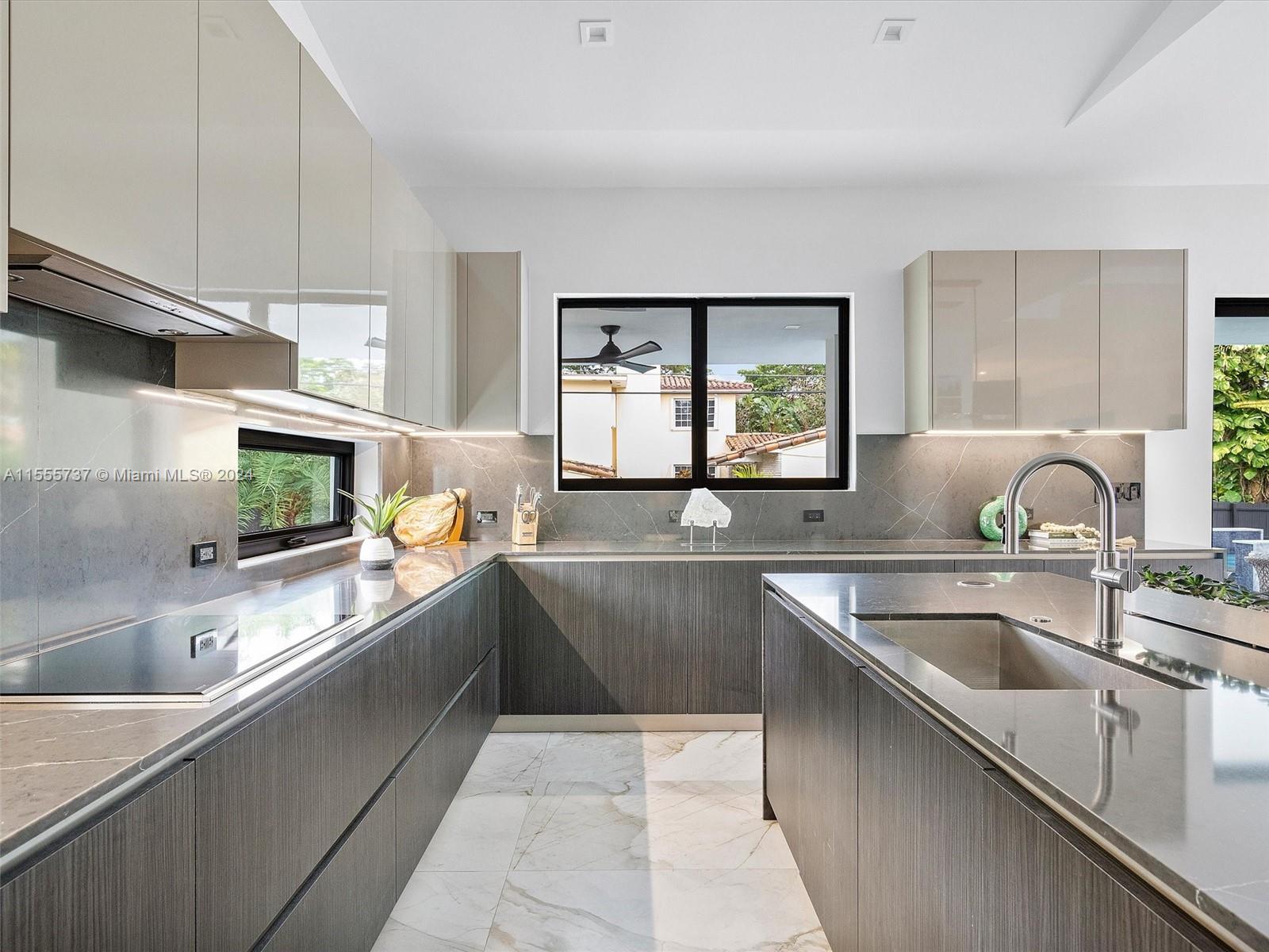 MIAMI SHORES BAY VIEW - Residential