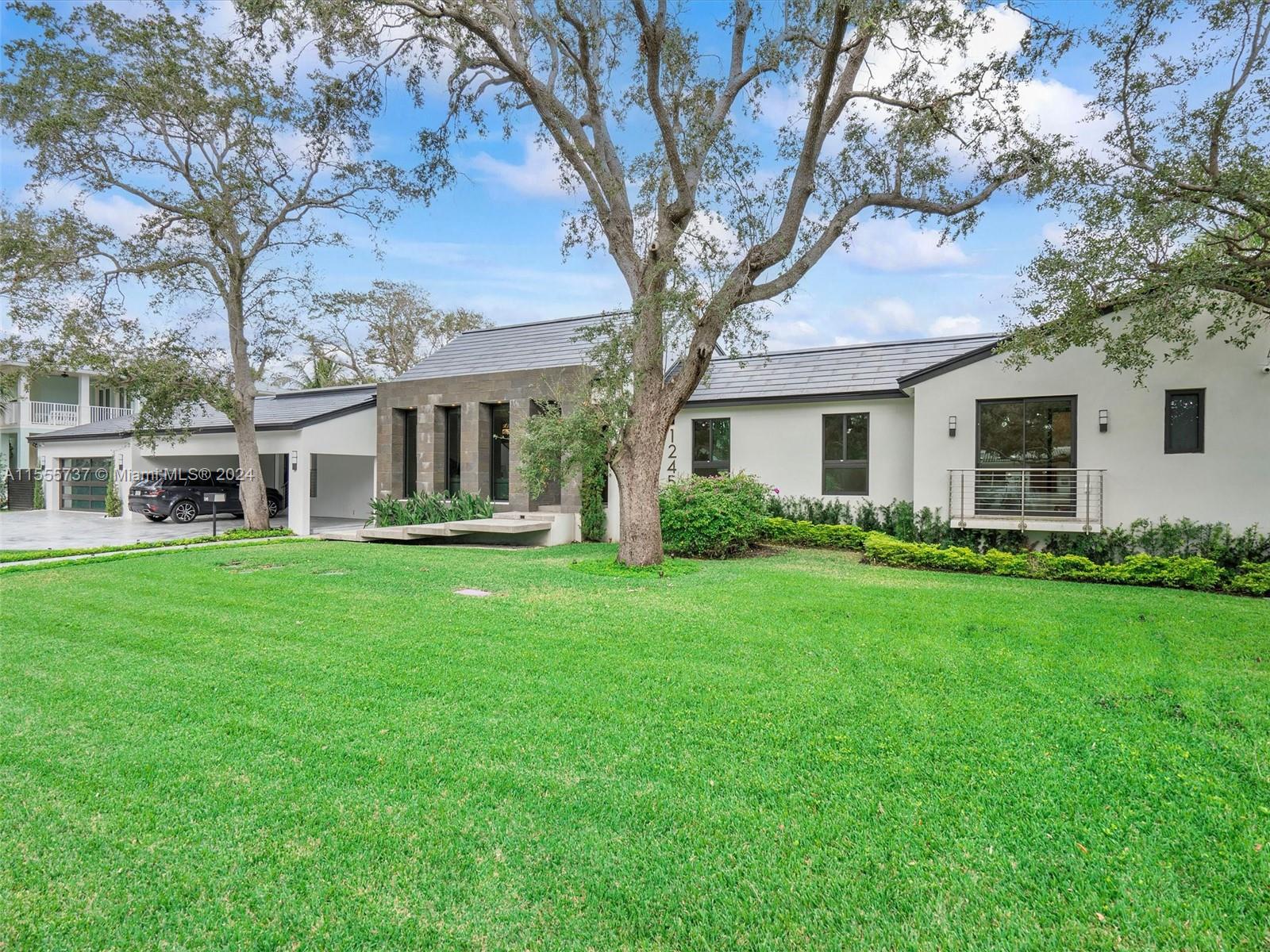 MIAMI SHORES BAY VIEW - Residential