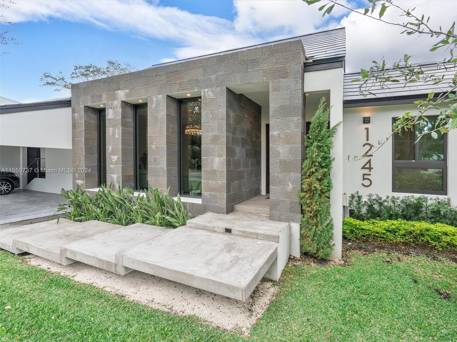 MIAMI SHORES BAY VIEW - Residential