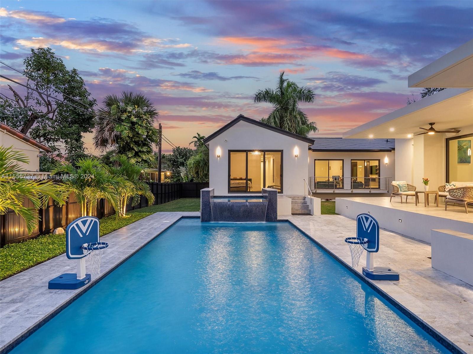 MIAMI SHORES BAY VIEW - Residential