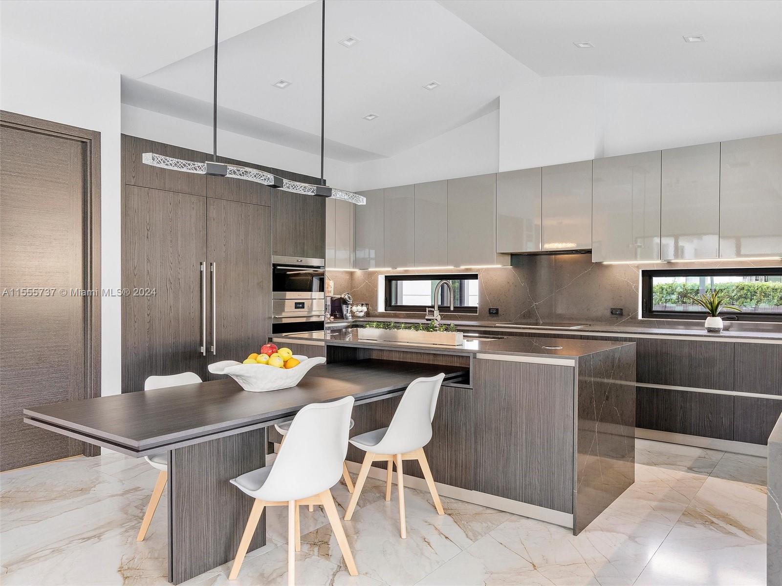 MIAMI SHORES BAY VIEW - Residential