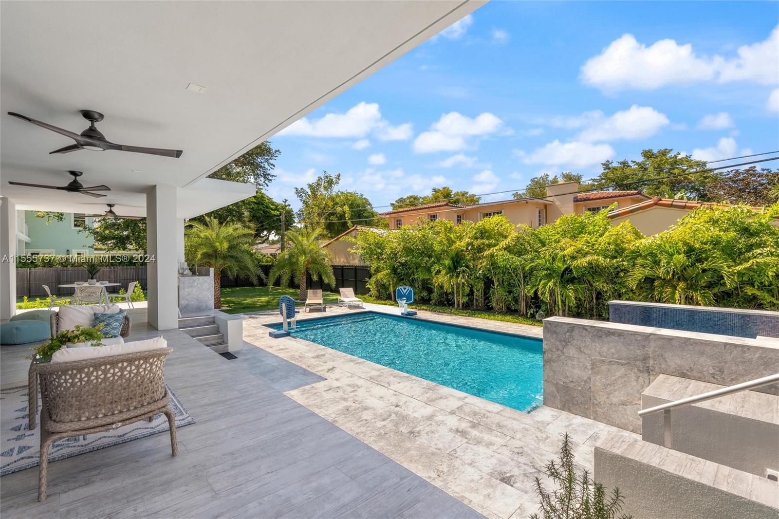 MIAMI SHORES BAY VIEW - Residential