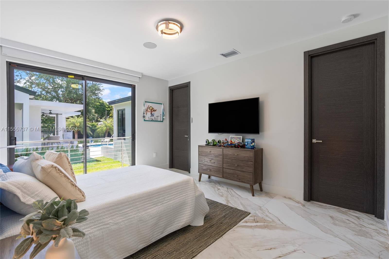 MIAMI SHORES BAY VIEW - Residential
