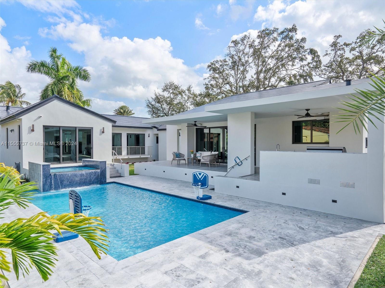 MIAMI SHORES BAY VIEW - Residential