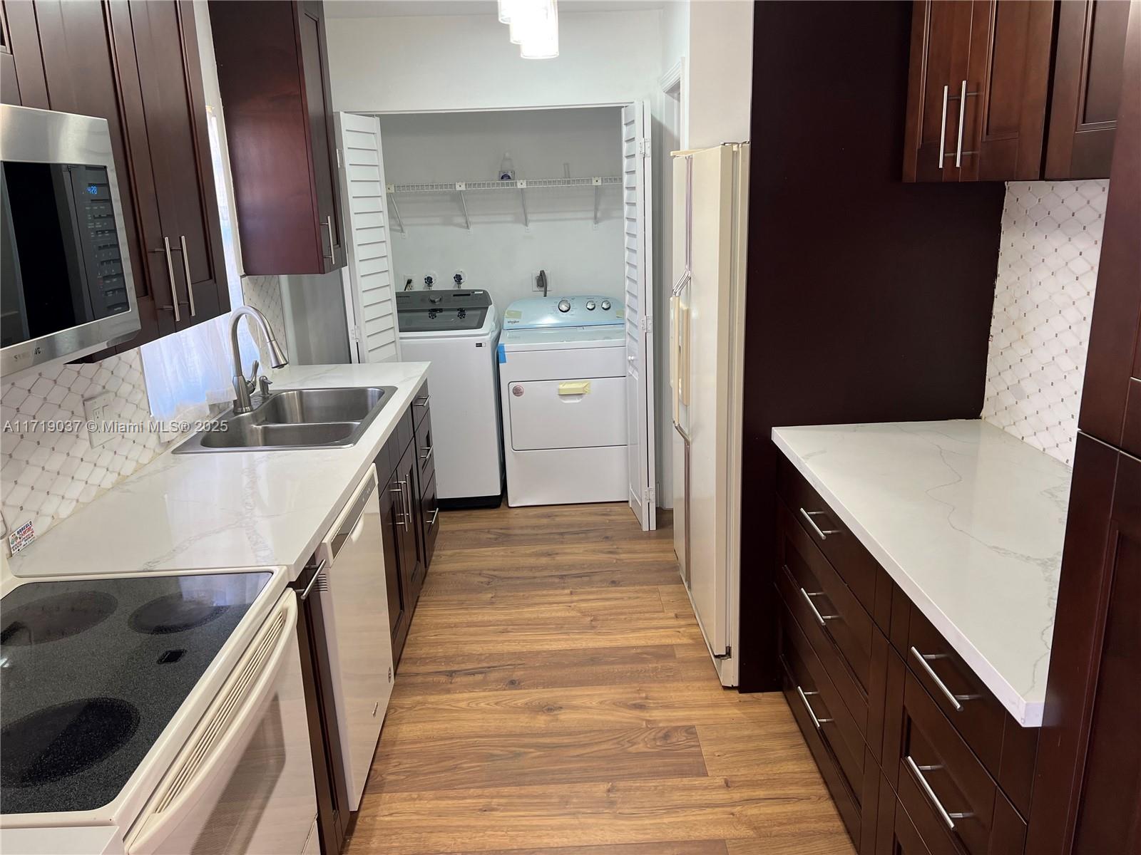 KENDALL WALK - Residential Lease