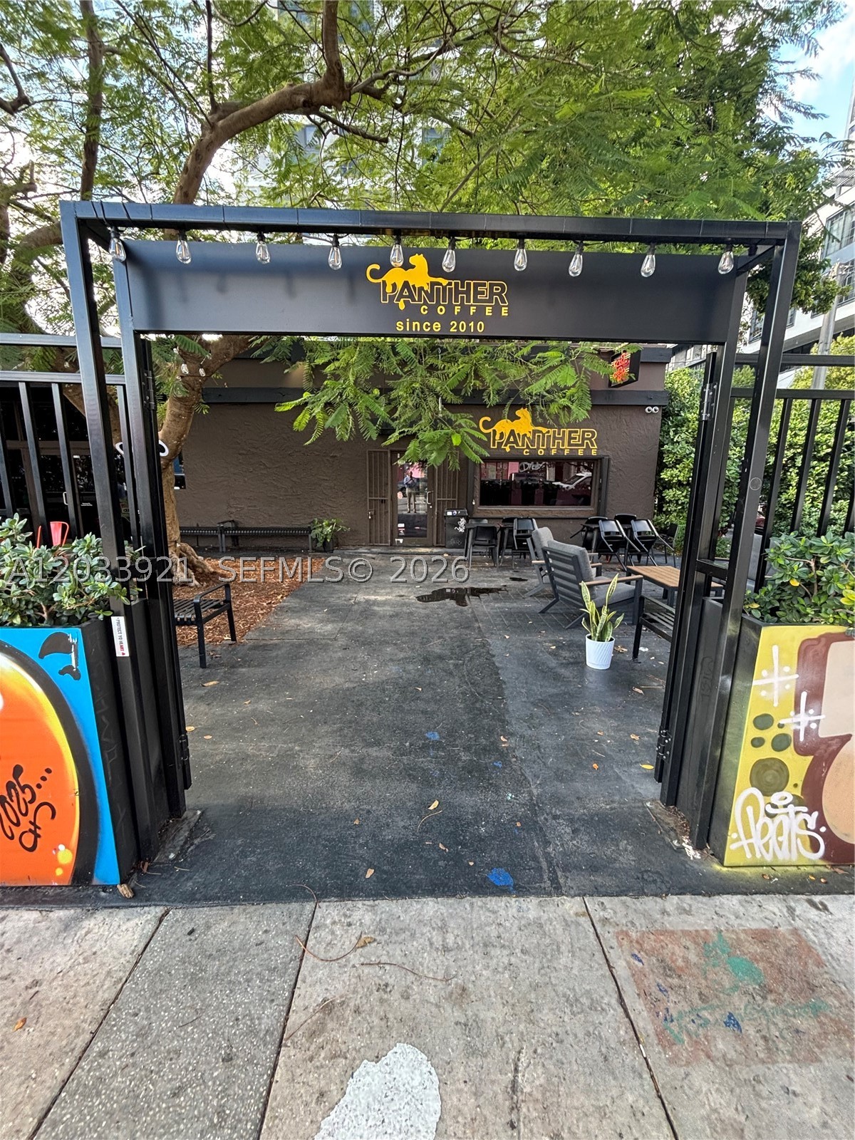250 WYNWOOD CONDO - Residential