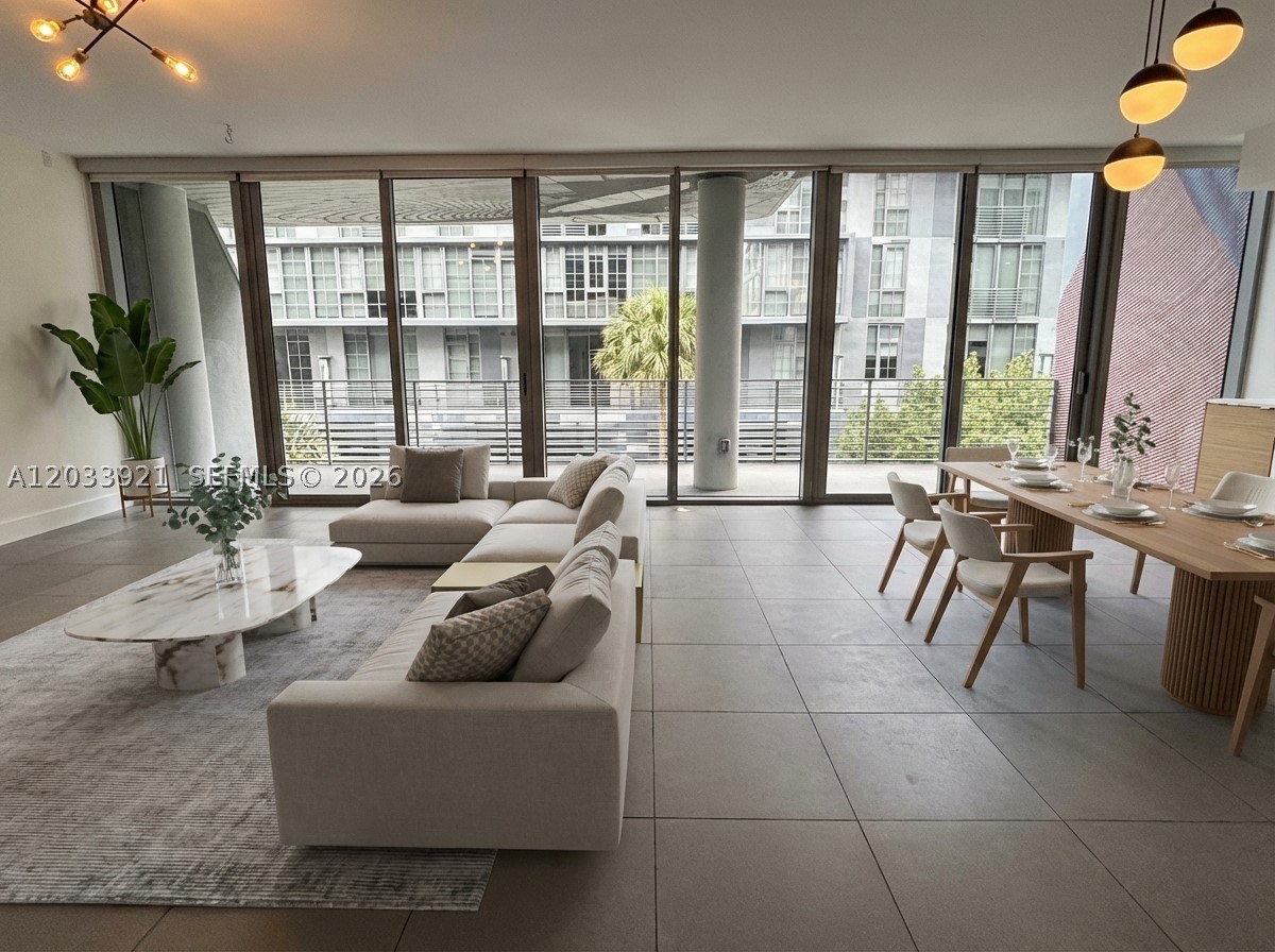 250 WYNWOOD CONDO - Residential