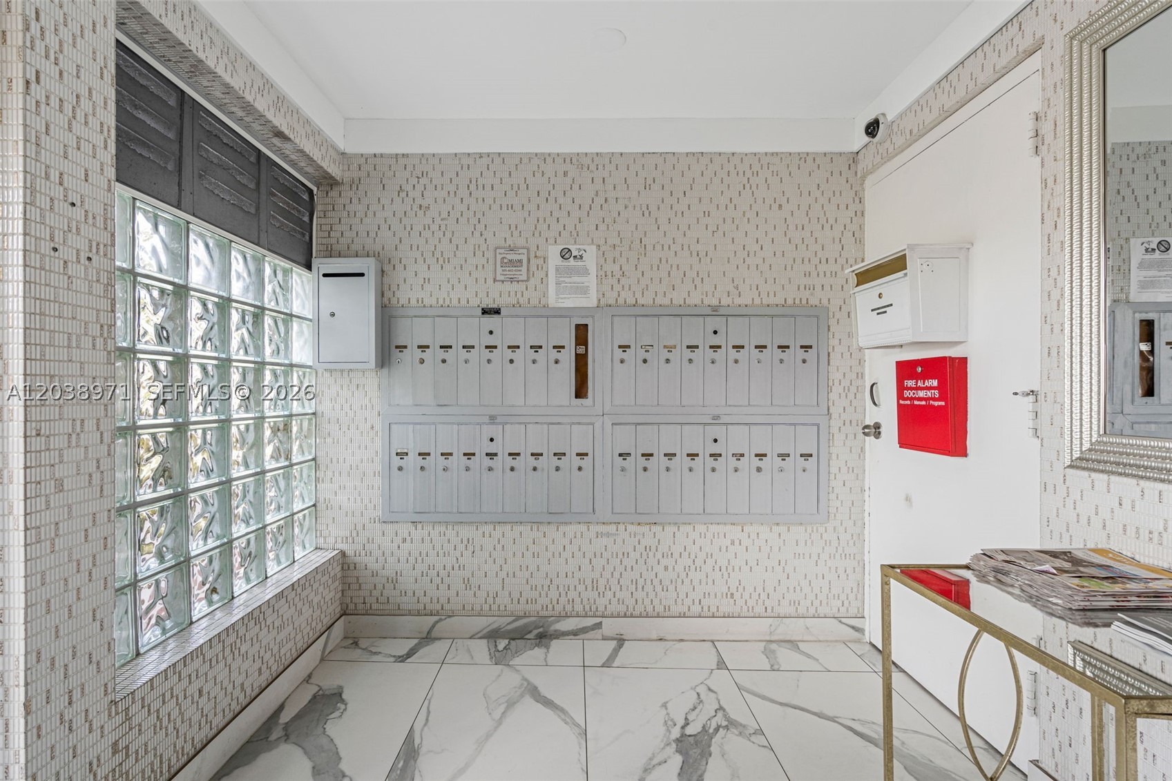 CLINTON CONDO - Residential Lease