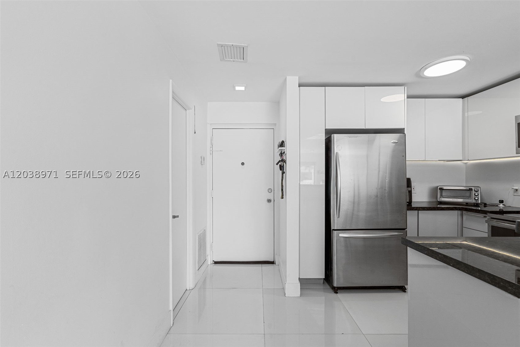 CLINTON CONDO - Residential Lease