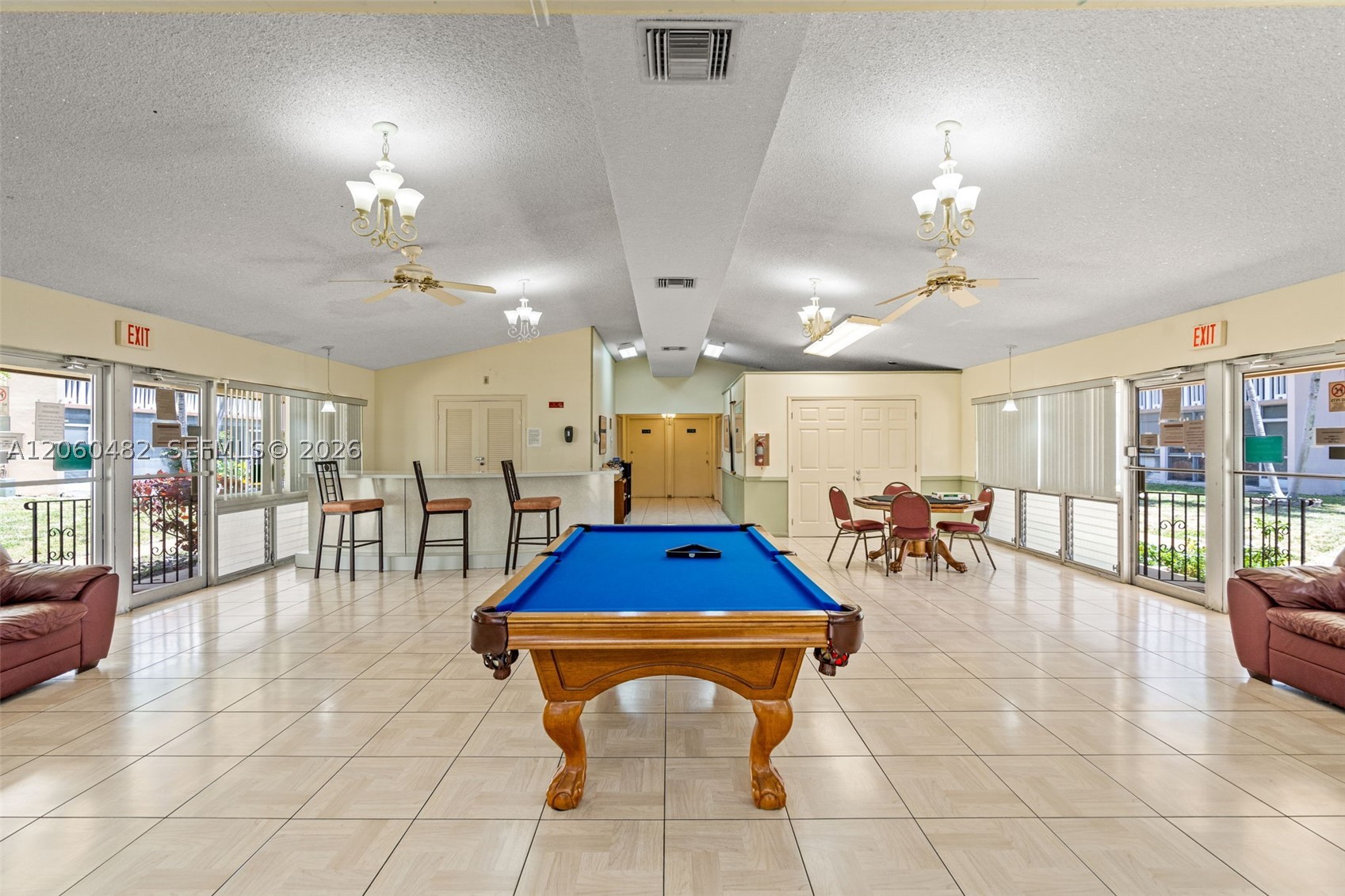 MEADOWBROOK TOWERS CONDO - Residential