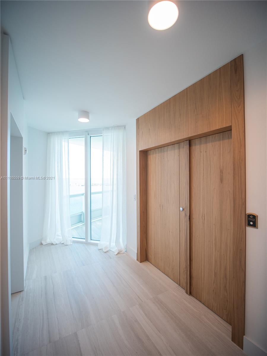 SANTA MARIA CONDO - Residential