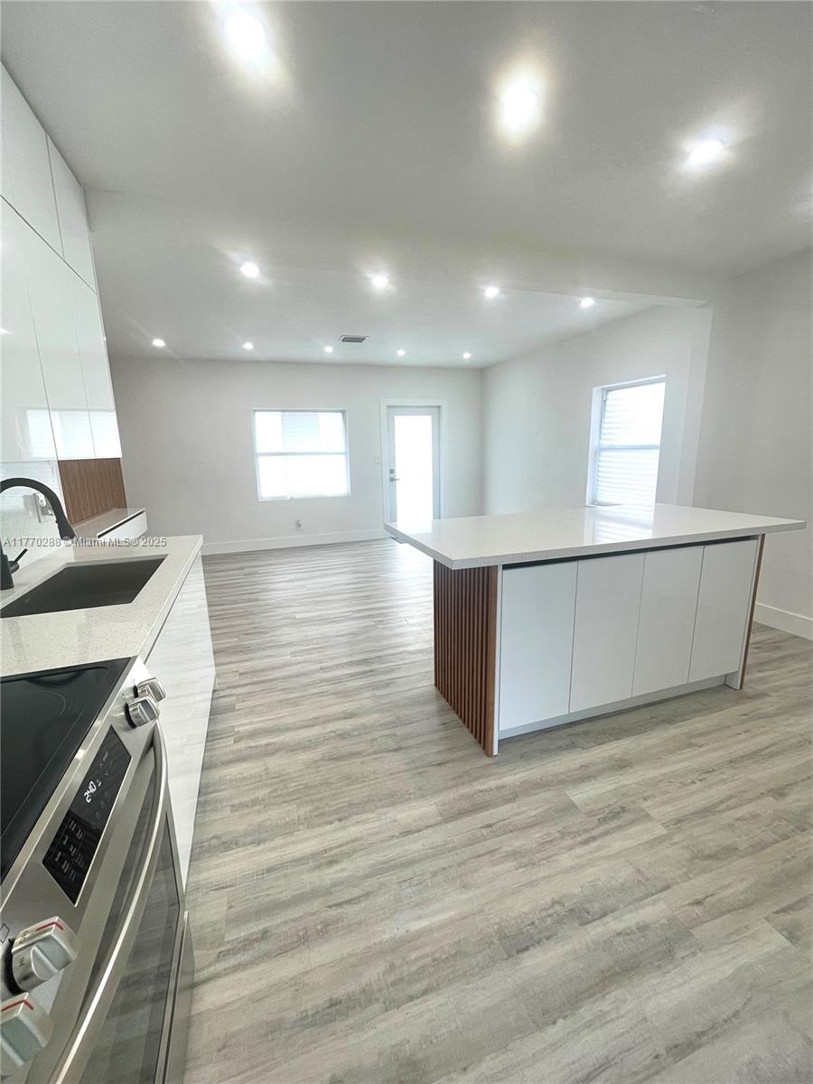 RICHMOND HEIGHTS - Residential
