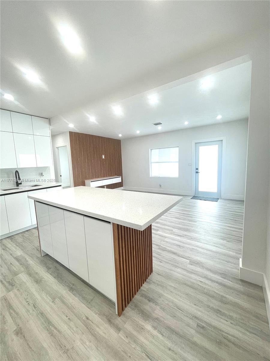 RICHMOND HEIGHTS - Residential