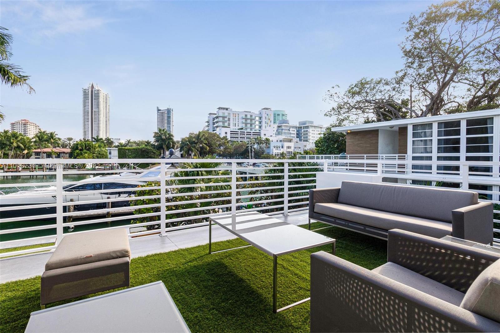 BEACH VIEW ADDN RESUB - Residential