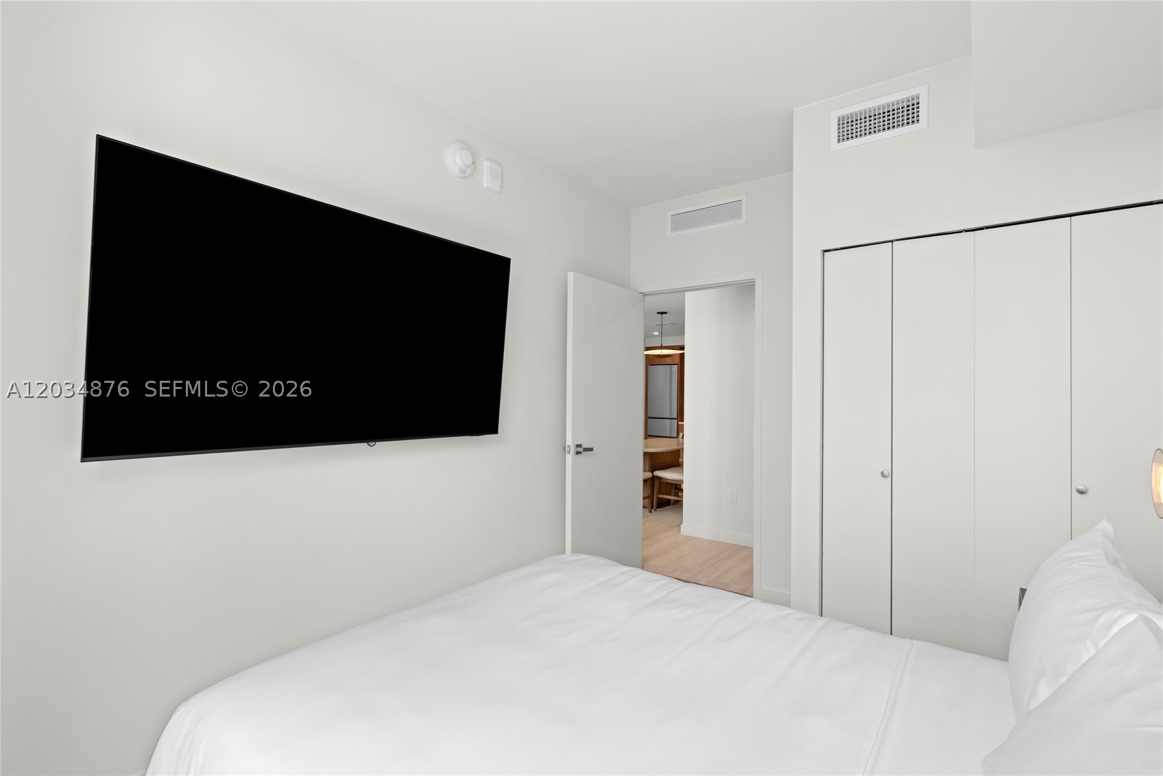 DOMUS BRICKELL PARK - Residential