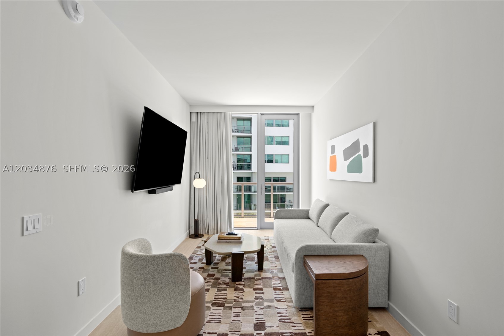 DOMUS BRICKELL PARK - Residential