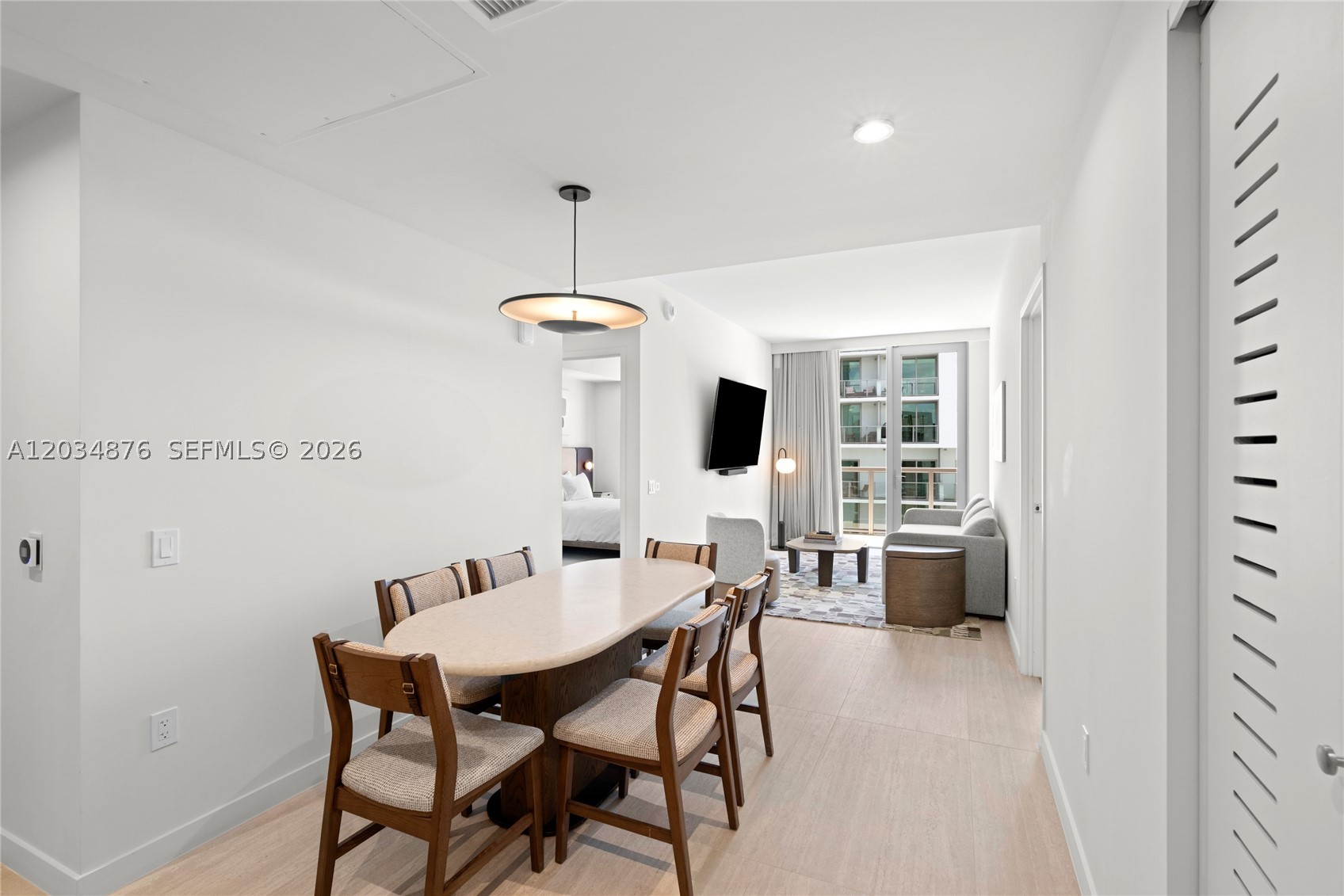DOMUS BRICKELL PARK - Residential