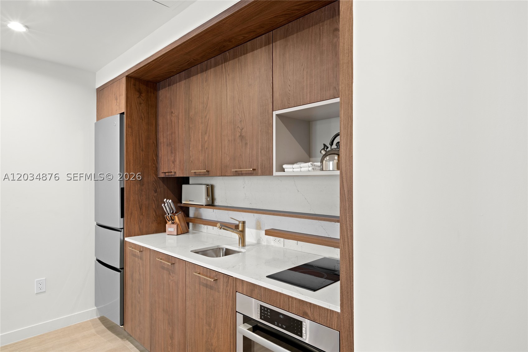 DOMUS BRICKELL PARK - Residential