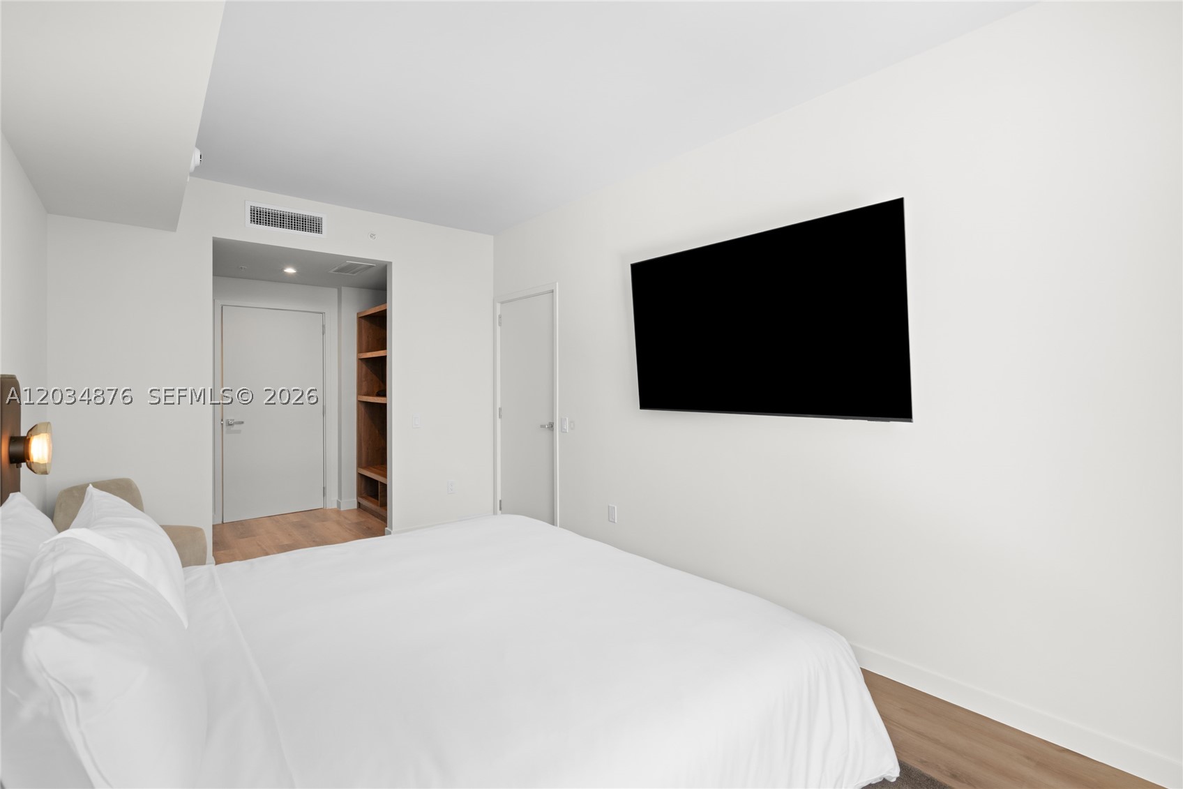 DOMUS BRICKELL PARK - Residential
