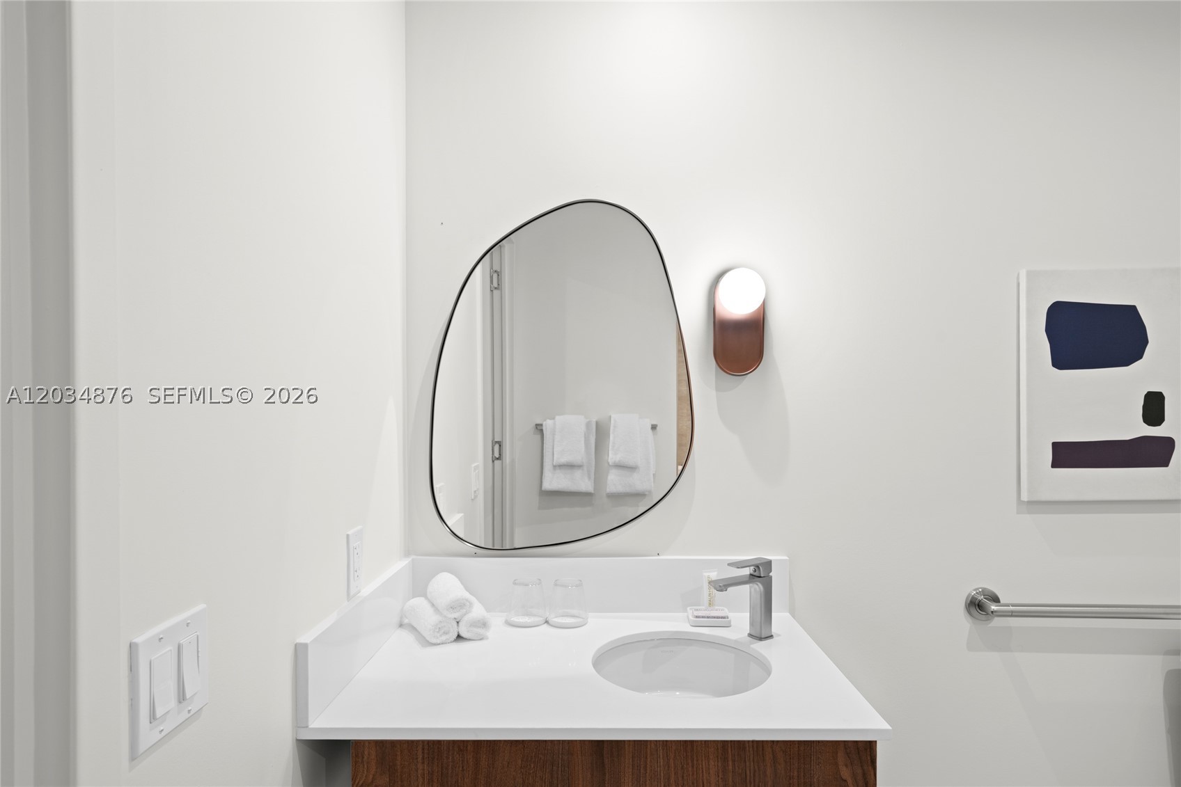 DOMUS BRICKELL PARK - Residential