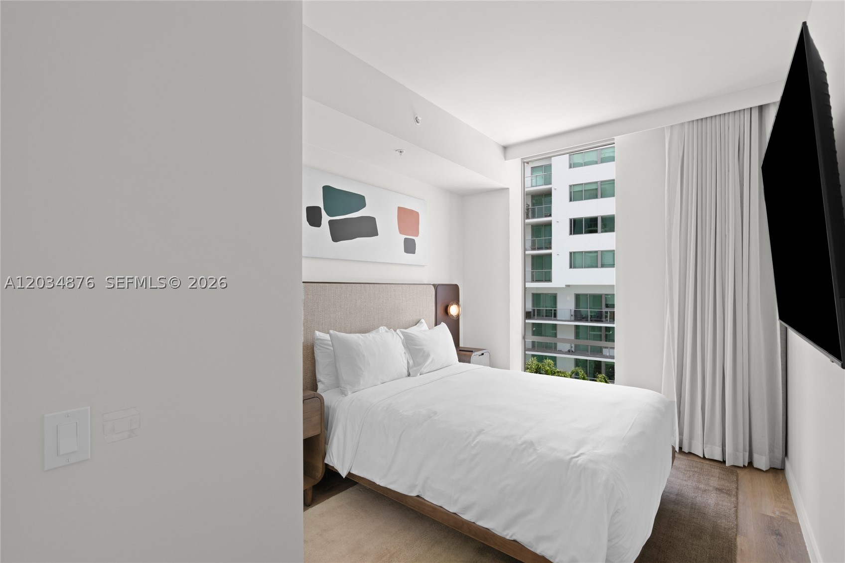 DOMUS BRICKELL PARK - Residential