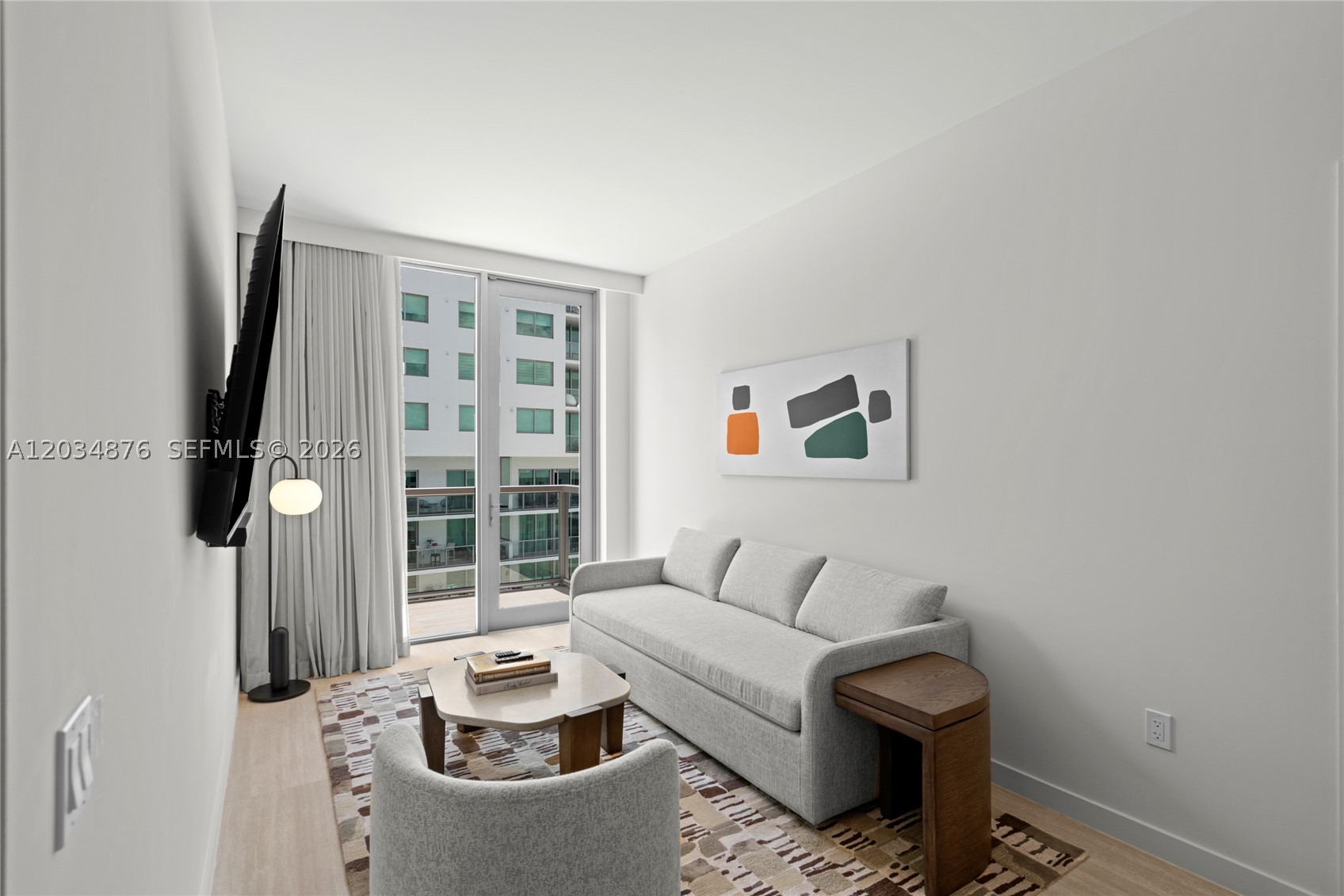 DOMUS BRICKELL PARK - Residential