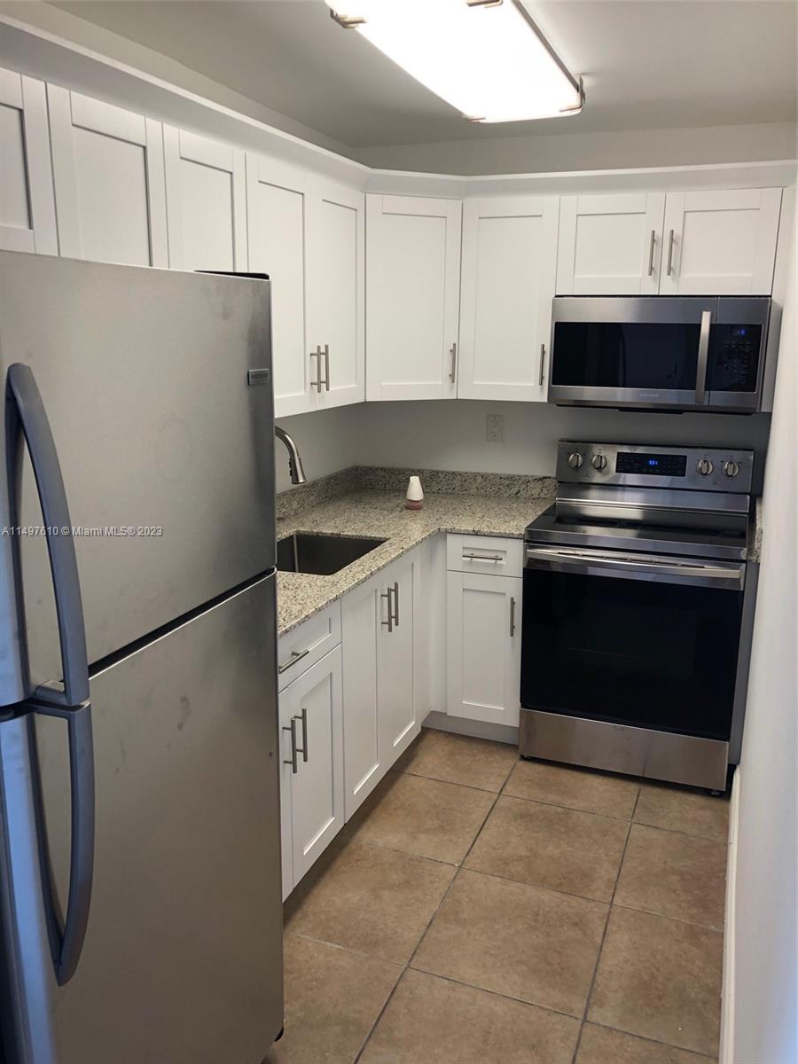 SUNSET VILLAS NO 3 CONDO - Residential Lease