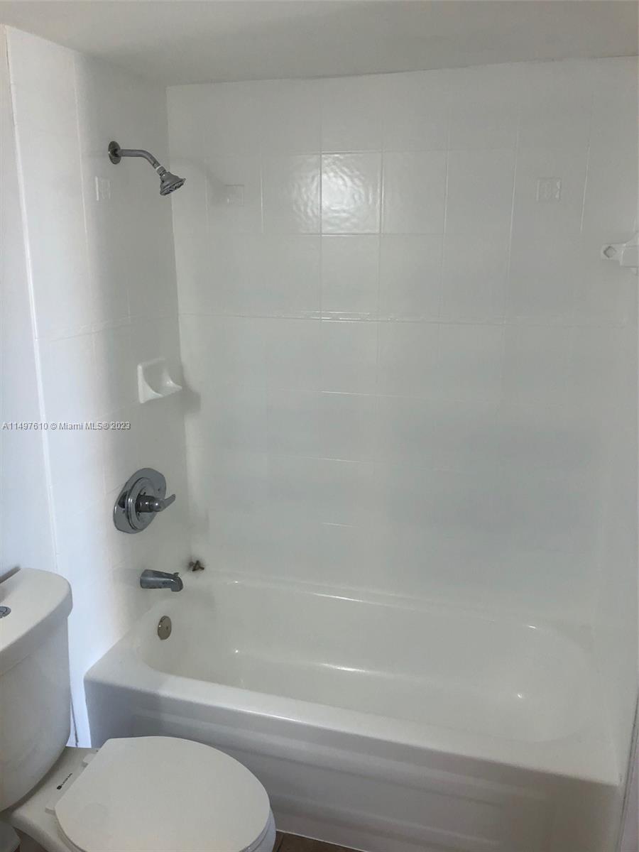 SUNSET VILLAS NO 3 CONDO - Residential Lease