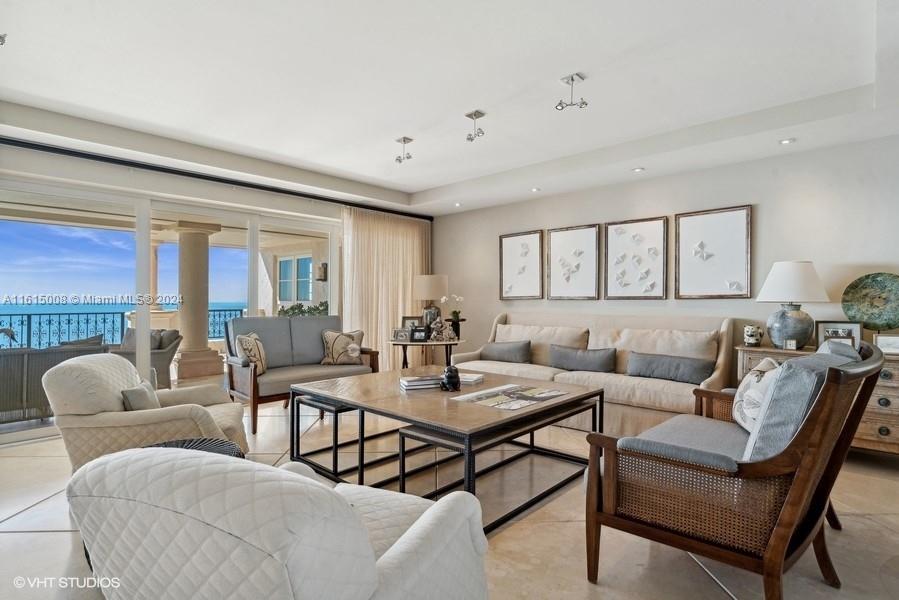 OCEANSIDE FISHER ISL COND - Residential