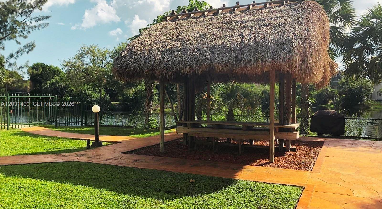 CYPRESS CLUB OF KENDALE C - Residential Lease