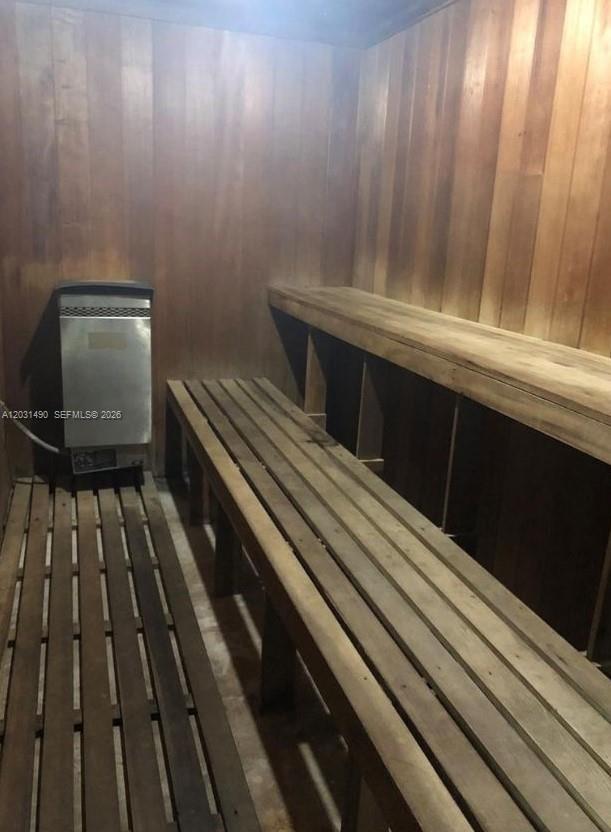 CYPRESS CLUB OF KENDALE C - Residential Lease