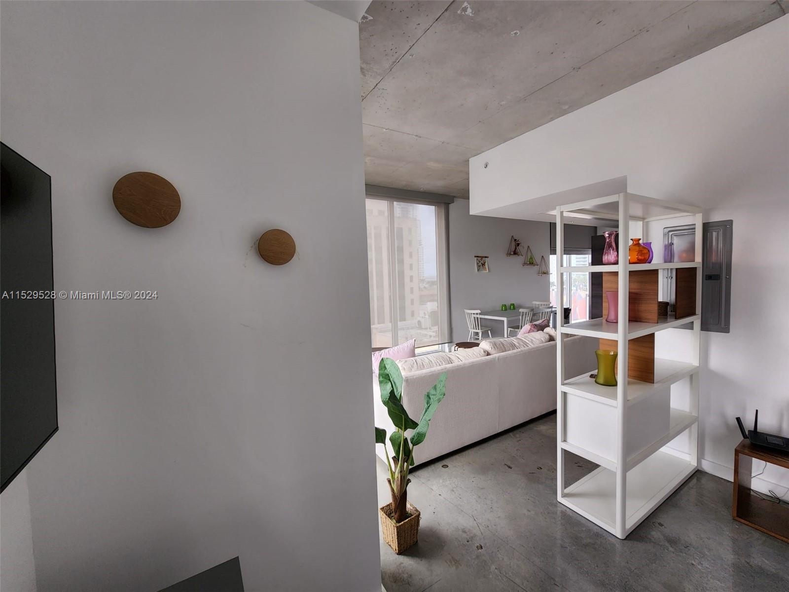 CENTRO CONDO - Residential