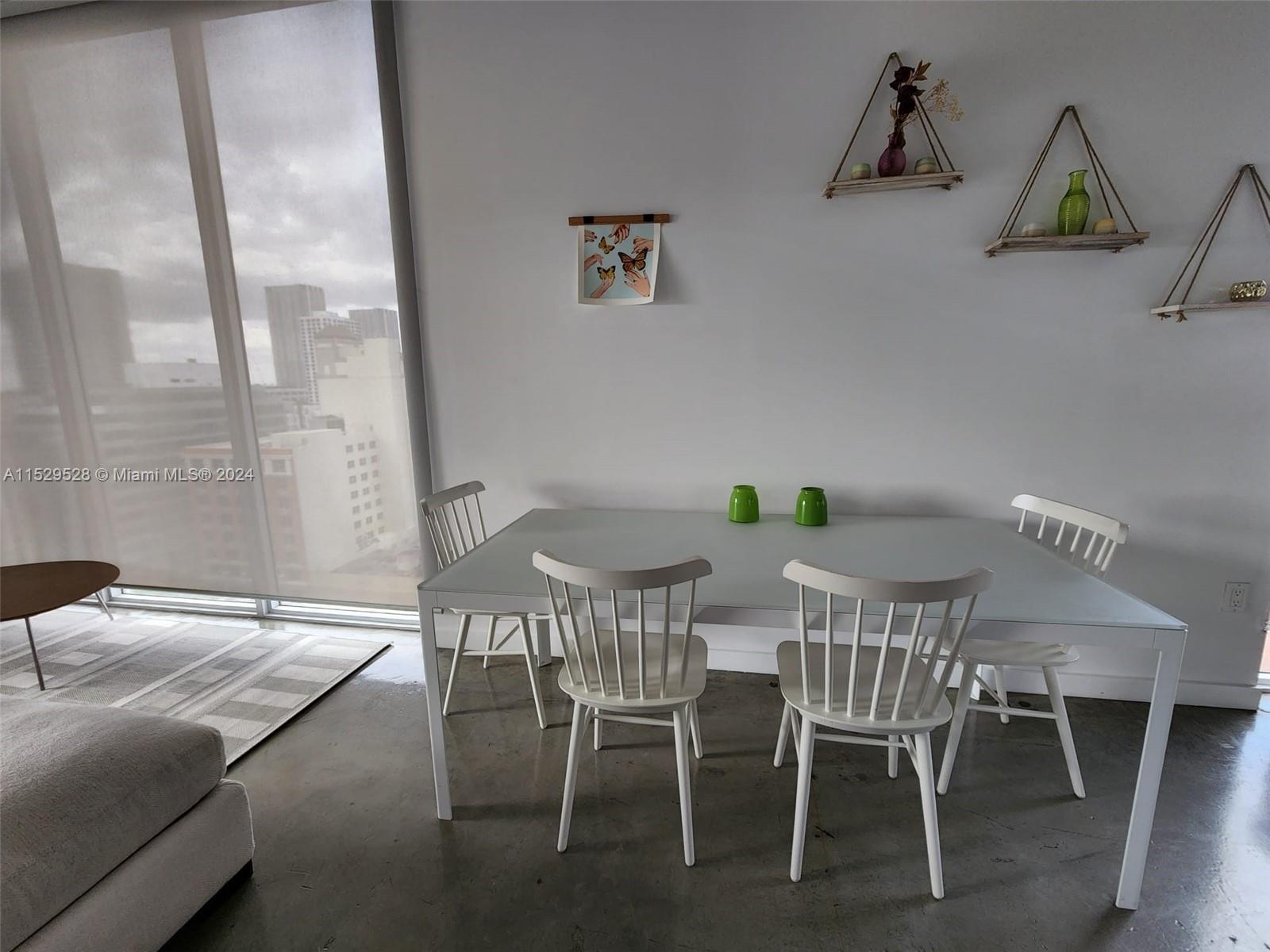 CENTRO CONDO - Residential