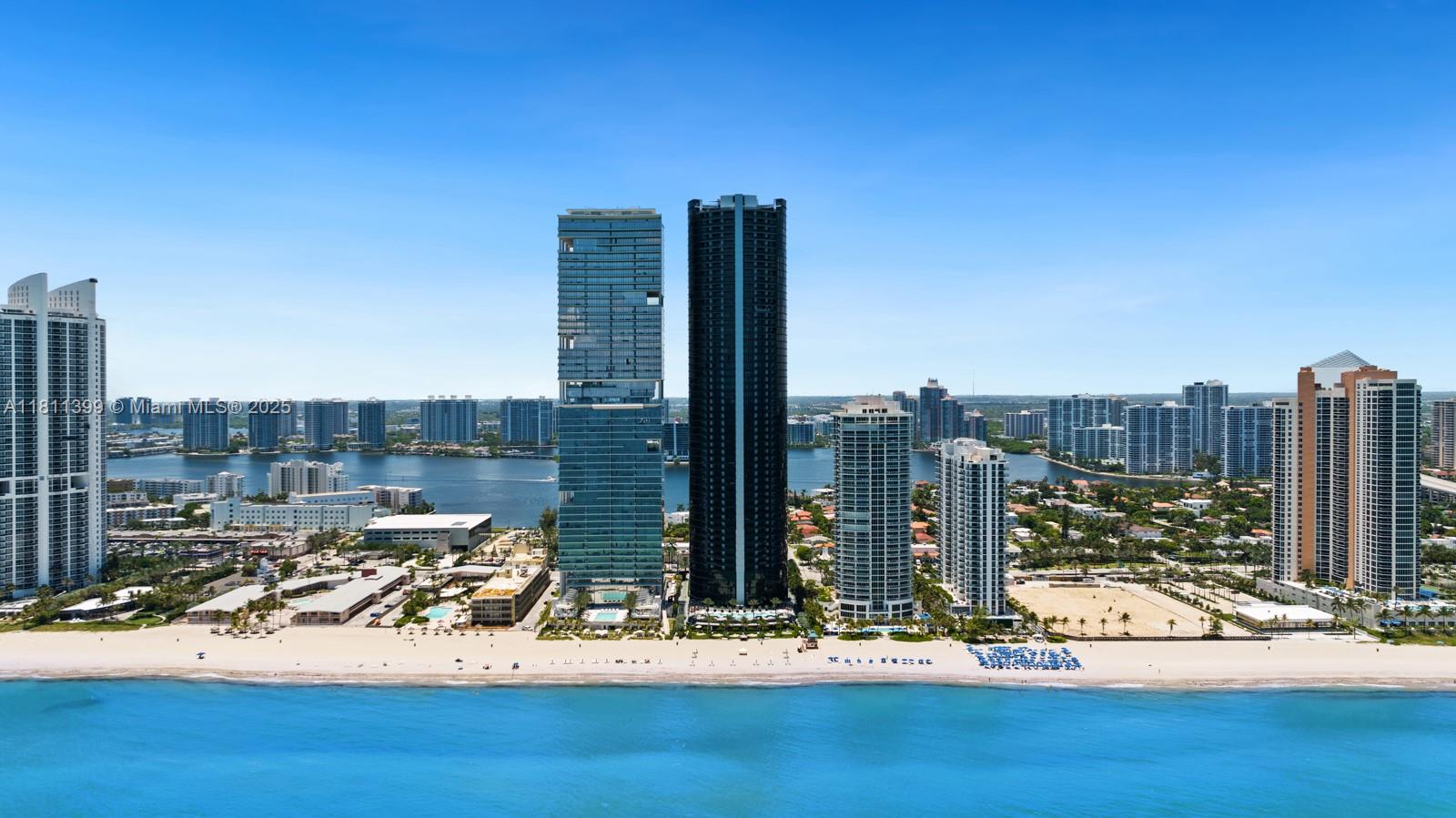 18555 COLLINS AVENUE COND - Residential